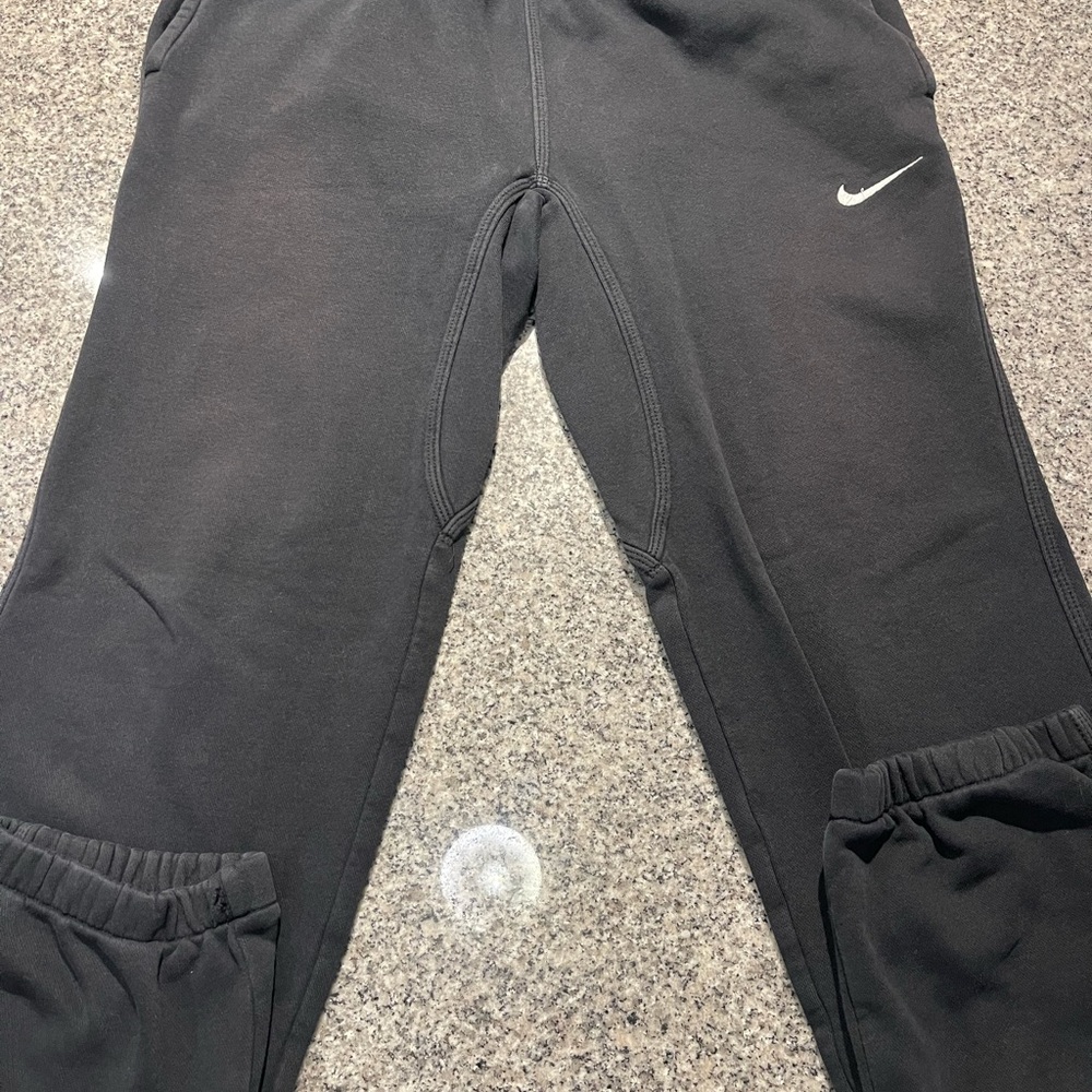 Nike Black Joggers with Relaxed Fit and Soft Fabric